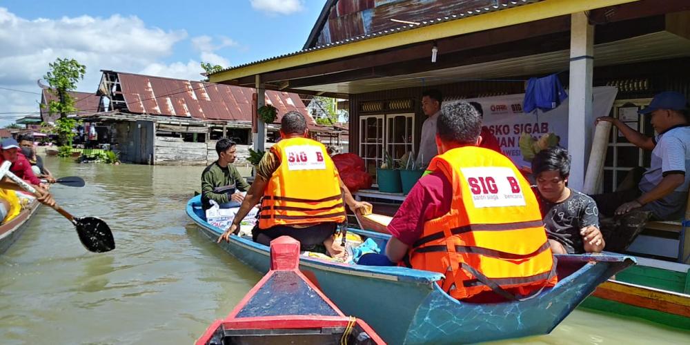 Aksi SIGAB untuk Korban Banjir Wajo
